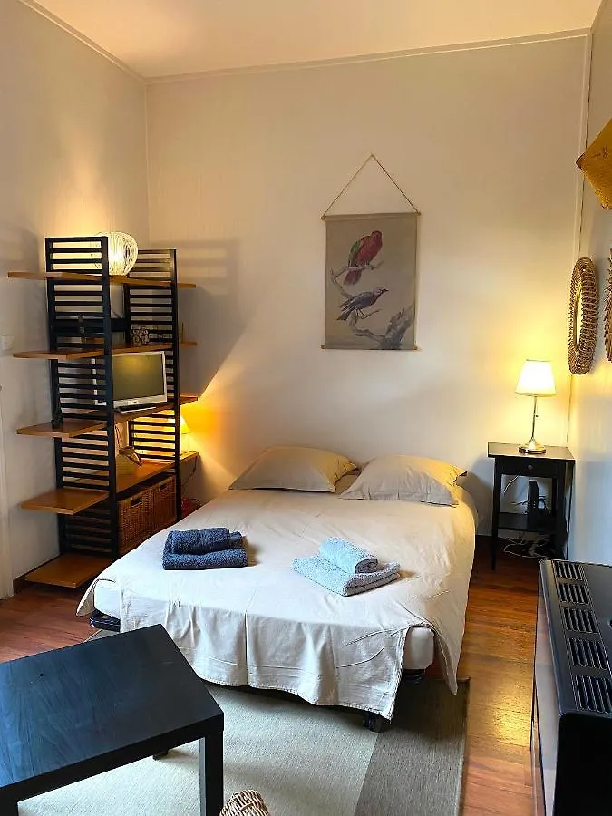 Le Balcon De Jules - Charmant Pied-A-Terre - Parking Possible Pour Vehicule De Moins De 4,40 M De Long Apartment Lyon 0*,
