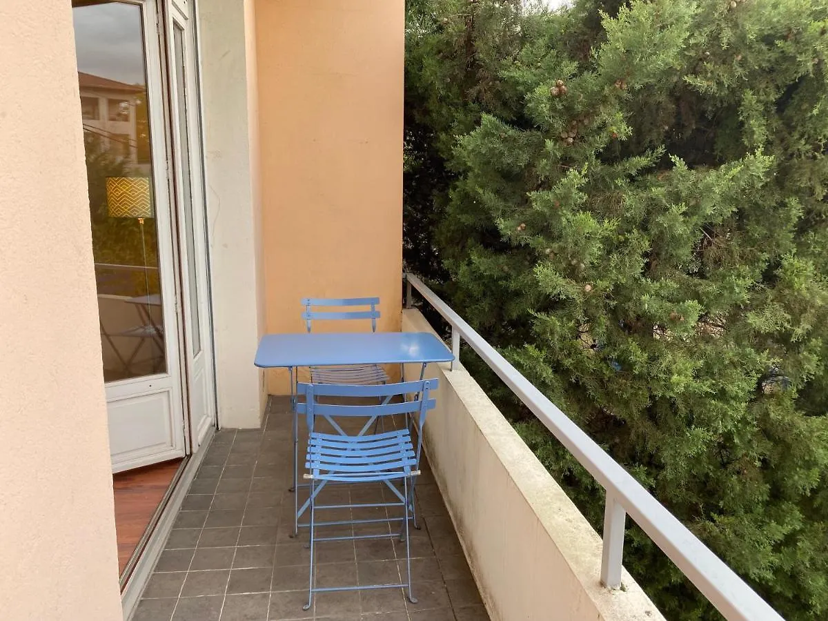 Le Balcon De Jules - Charmant Pied-A-Terre - Parking Possible Pour Vehicule De Moins De 4,40 M De Long Apartment Lyon